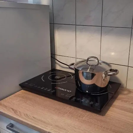 Casa de hóspedes Hársfaapartman és Vendégház *